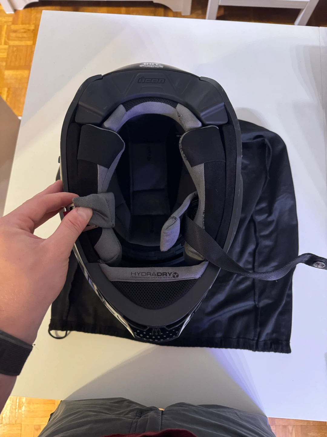 ICON Airflite Full Face Motorcycle Helmet (large) - photo 5