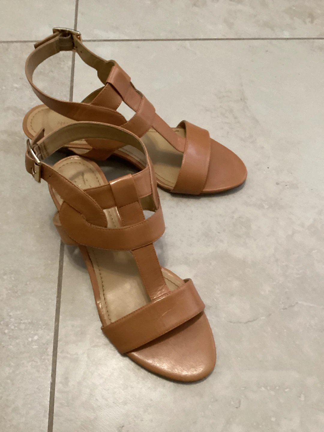 NINE WEST SANDALS