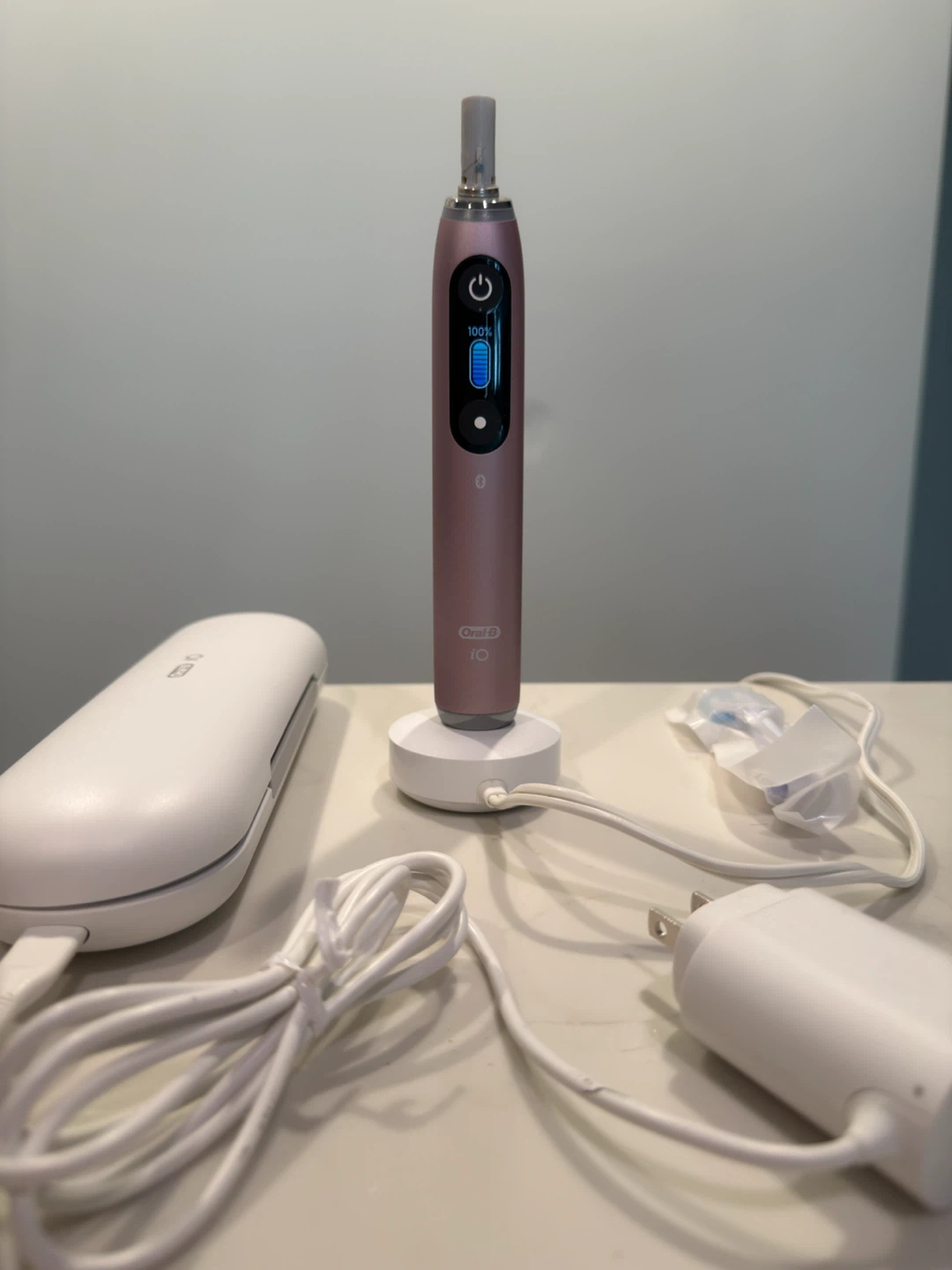 Oral-B iO Series 9 Electric Toothbrush Rose Quartz set