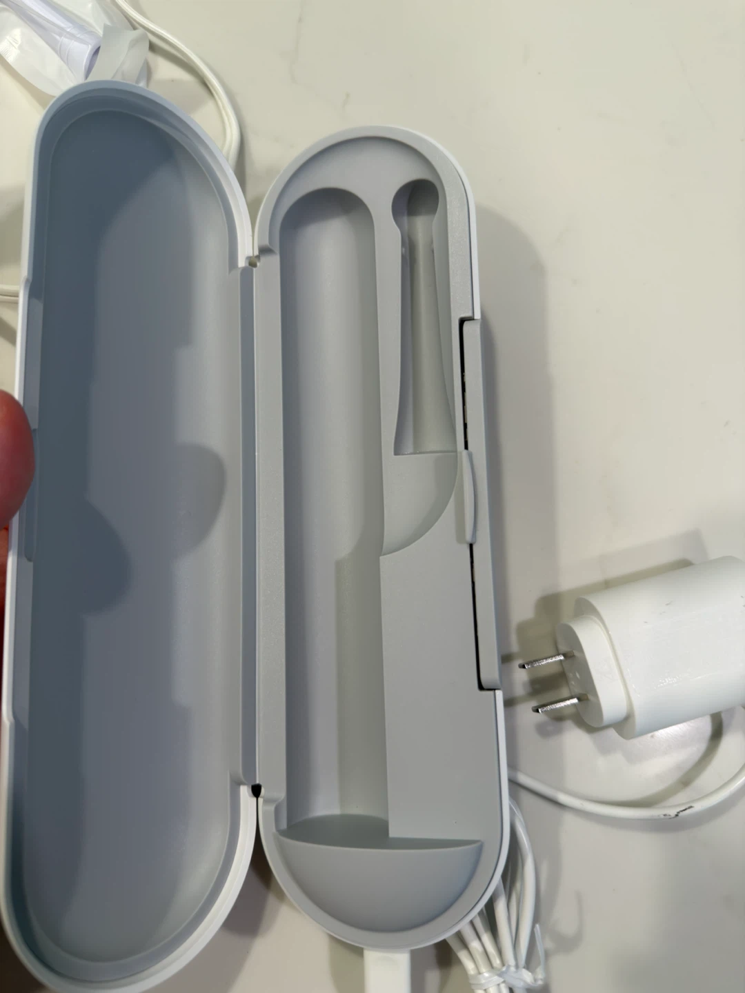 Oral-B iO Series 9 Electric Toothbrush Rose Quartz set - photo 4