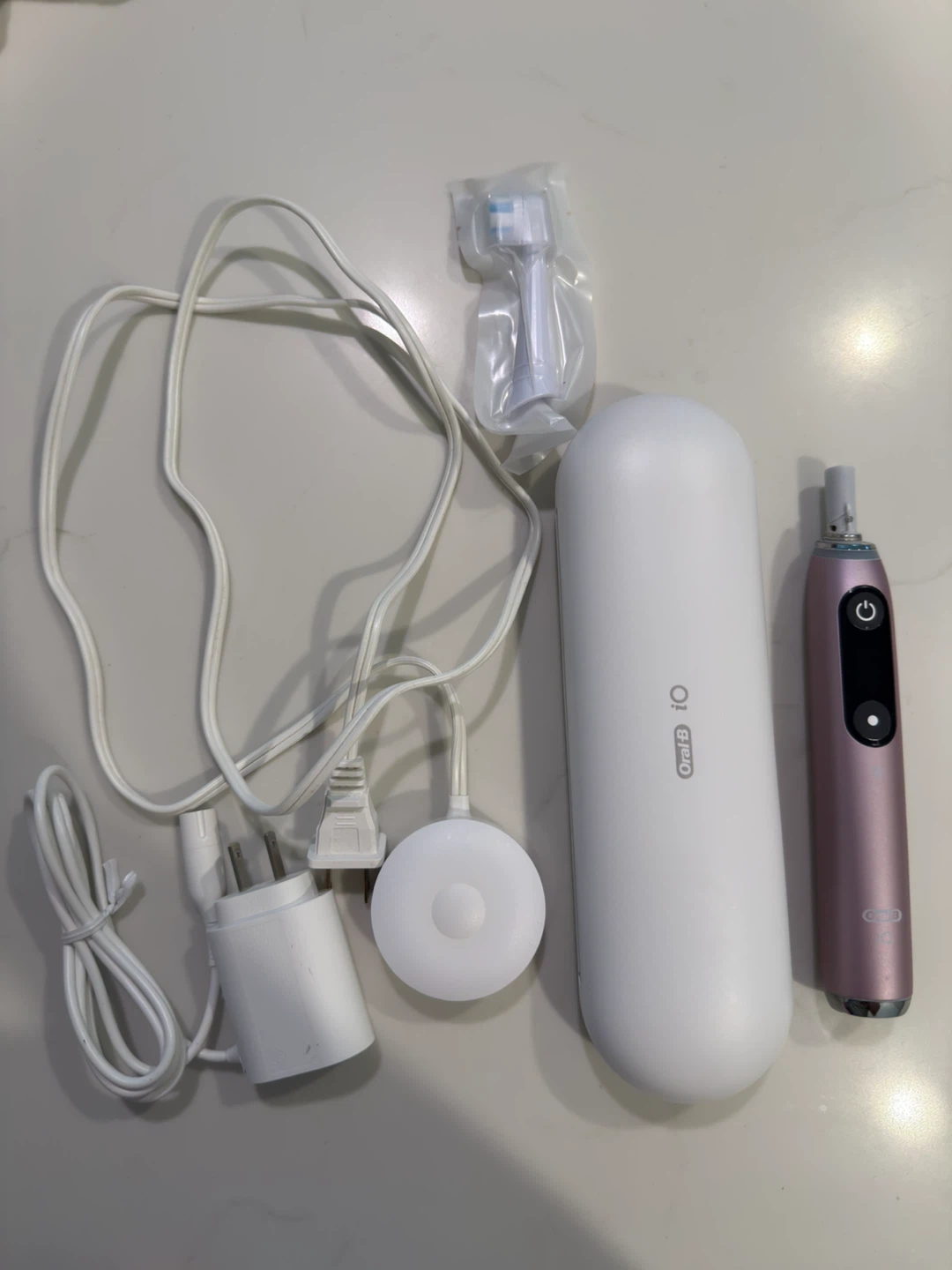 Oral-B iO Series 9 Electric Toothbrush Rose Quartz set - photo 5