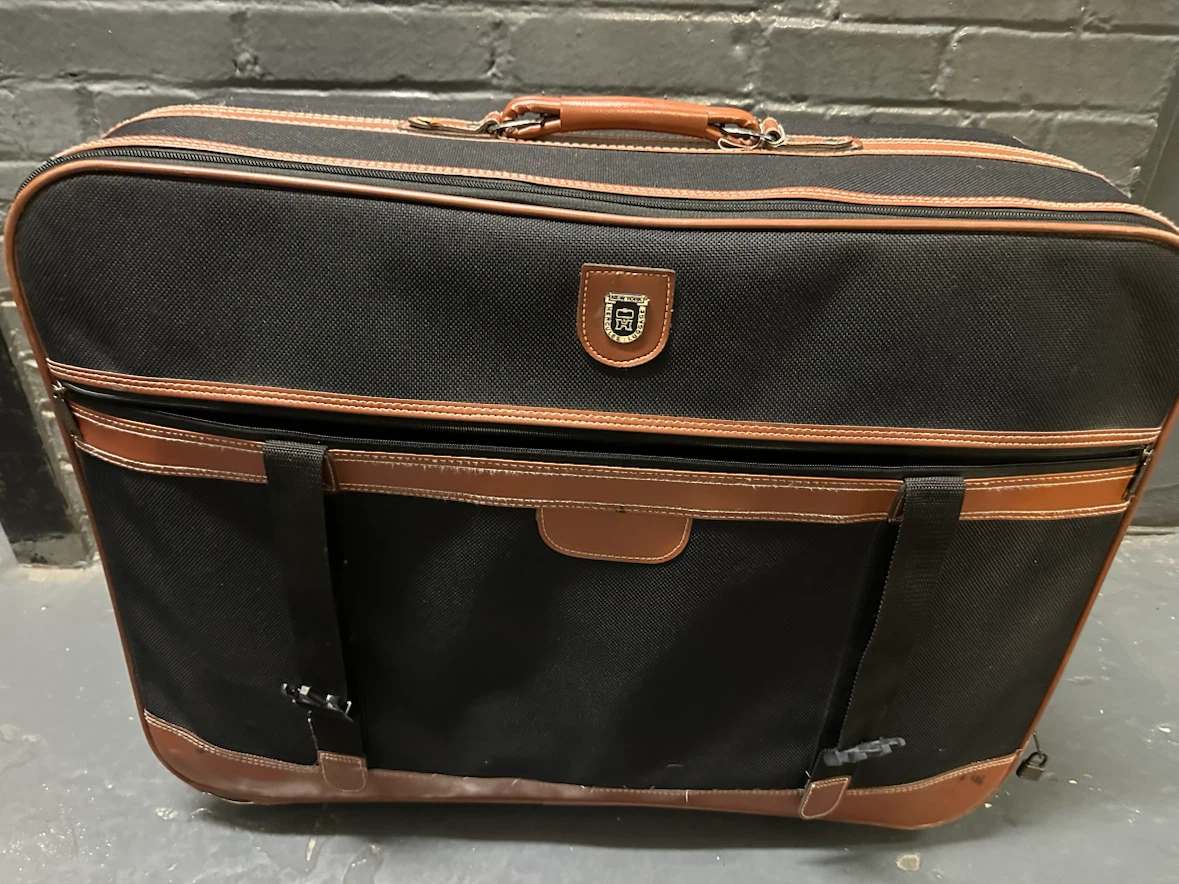 Hercules Luggage Black & Brown Suitcase - photo 2