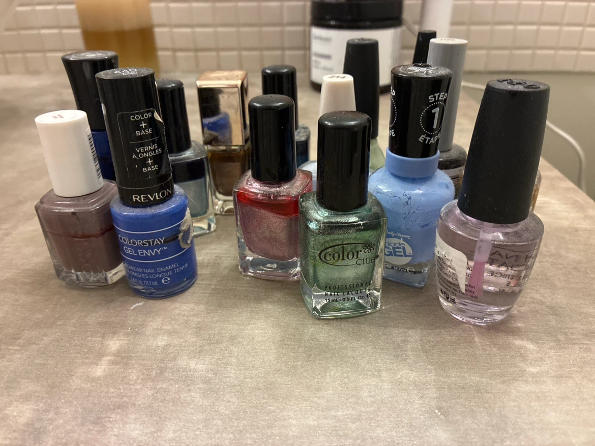 Assorted Nail Polish Collection - photo 2
