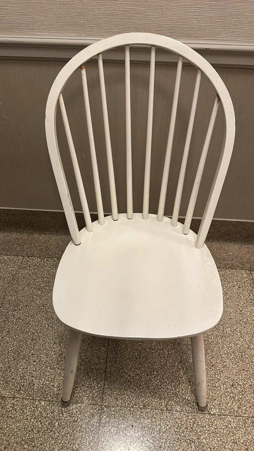 White Wooden Spindle Back Dining Chair - photo 3