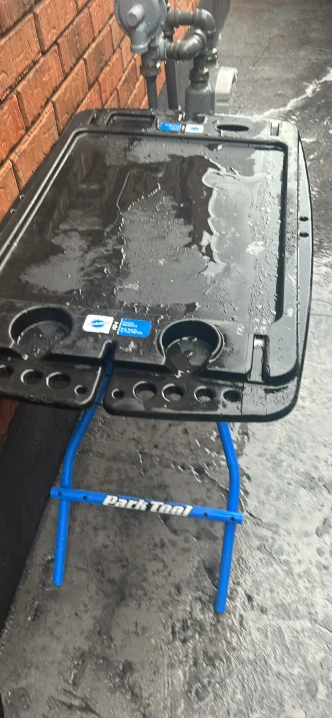 Park Tool portable workbench/table - photo 2