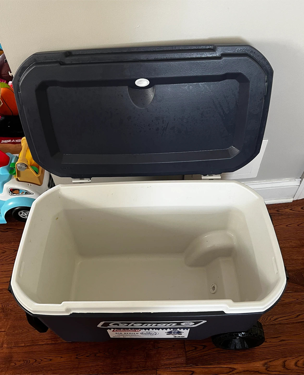 Coleman 316 Series Wheeled Cooler Ice Chest - 62 Quarts - photo 3