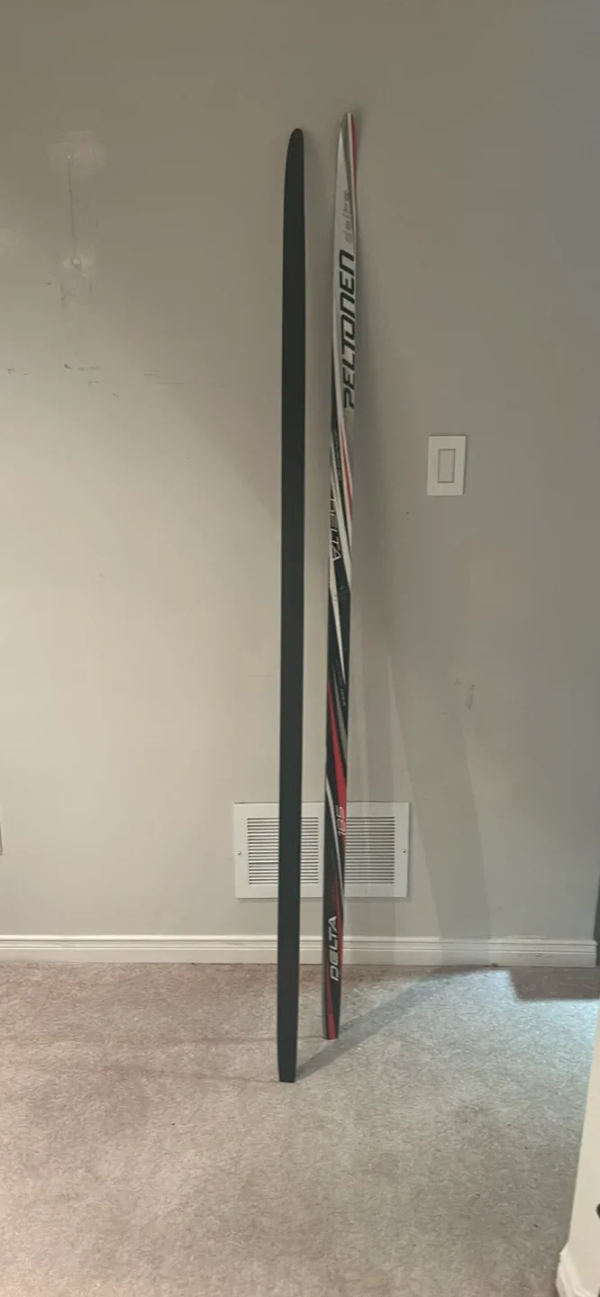 Peloton Delta Cross Country Skis - photo 2