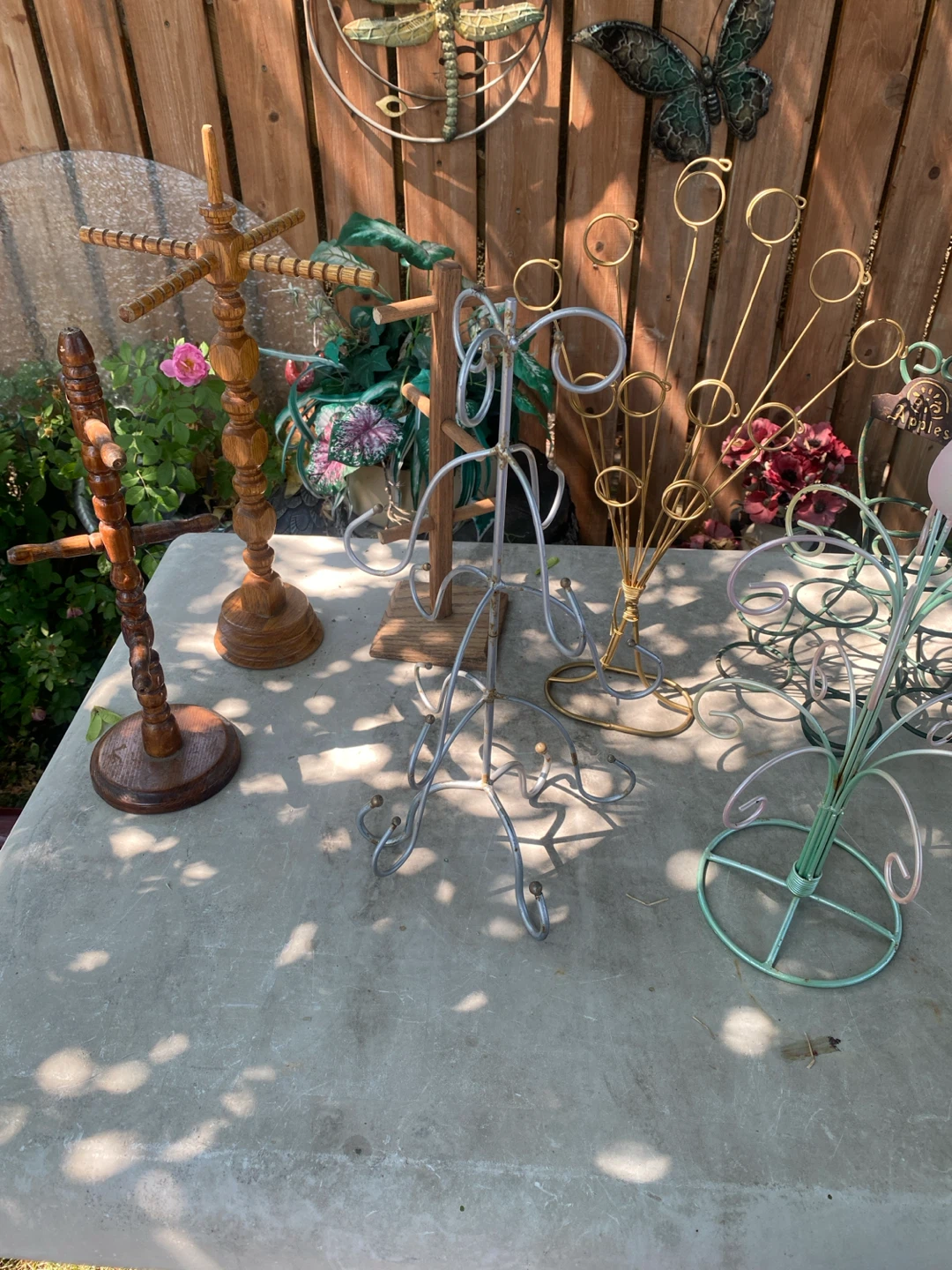 7 small display jewelry holders.