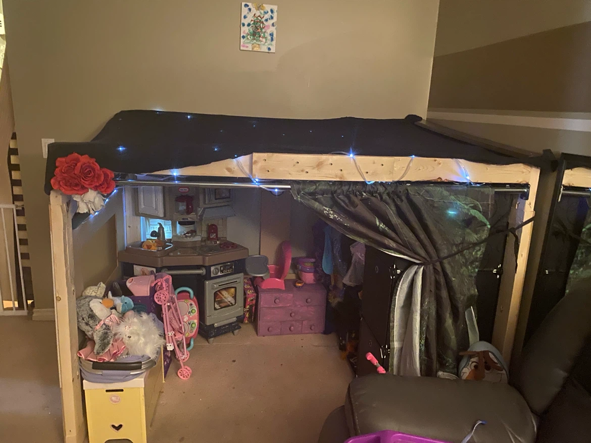Kids Play Tent/Fort Structure