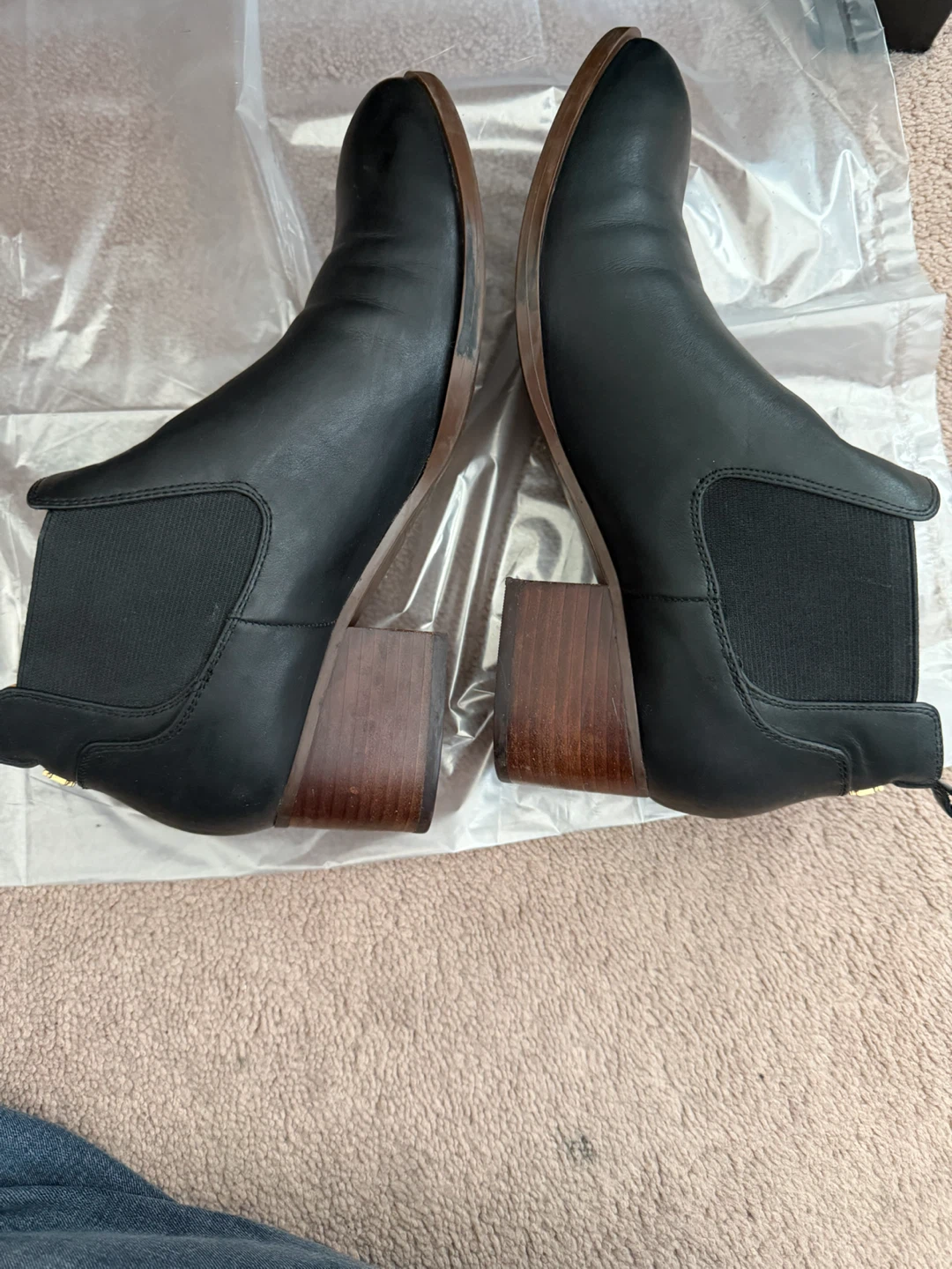 Tommy Hilfiger Black Leather Chelsea Boots - photo 3