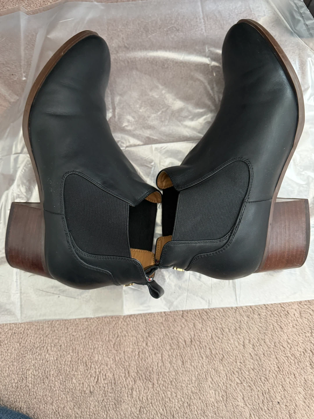 Tommy Hilfiger Black Leather Chelsea Boots - photo 4