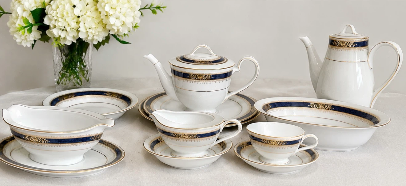 Noritake fine china “Lamore 6859” complete set (over 80 pieces)