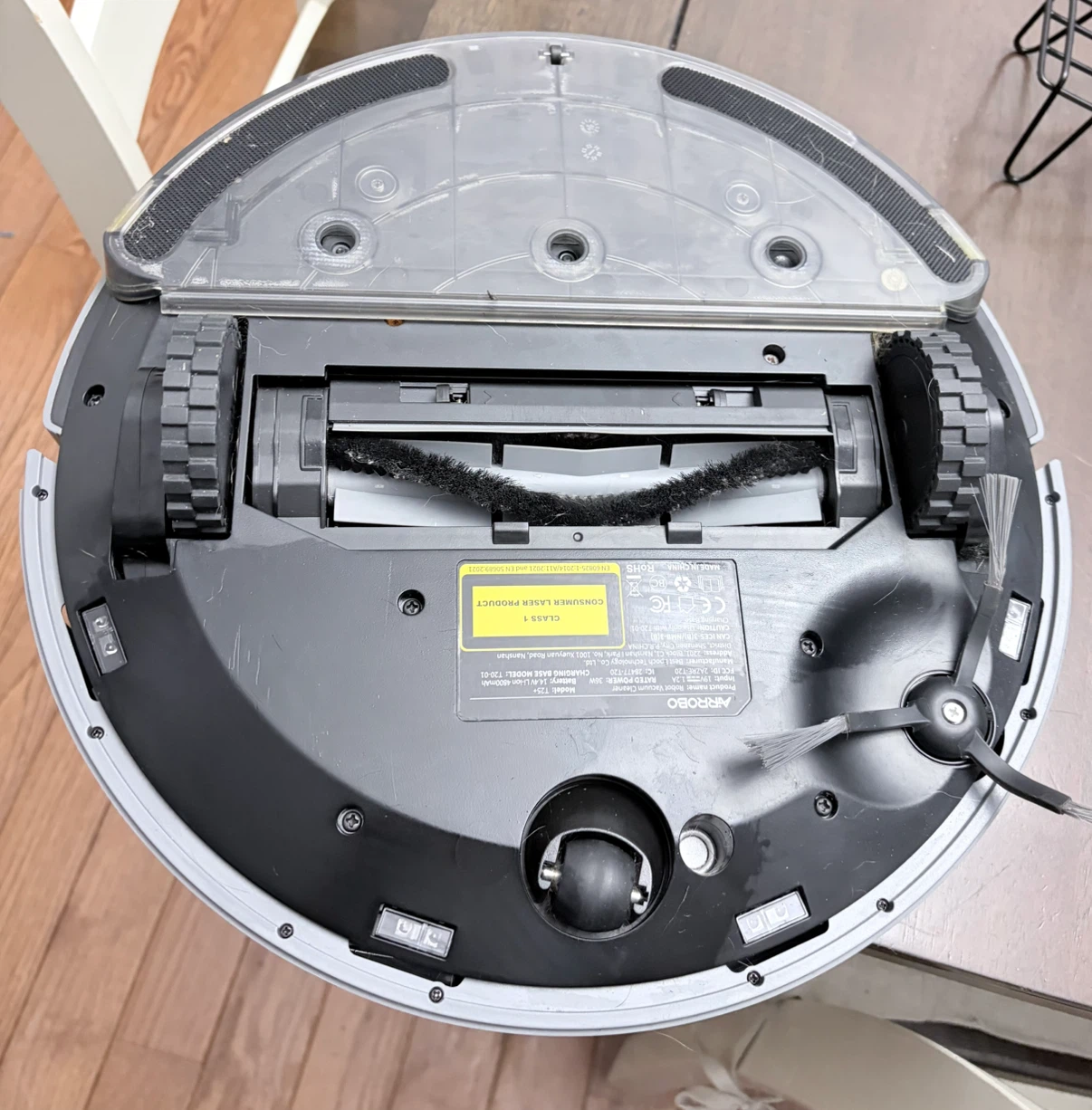 ARROBO Robot Vacuum and Auto-Empty Station - photo 3