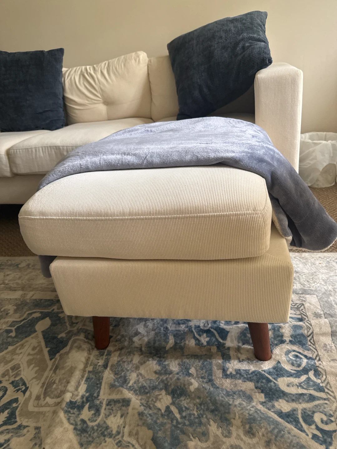 Cream Sectional Sofa with Ottoman - photo 3