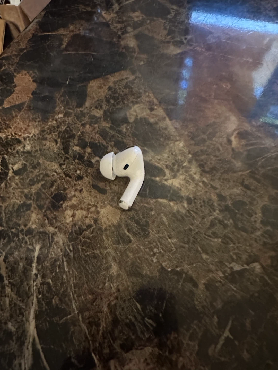 Apple AirPods Pro (Right Earbud)
