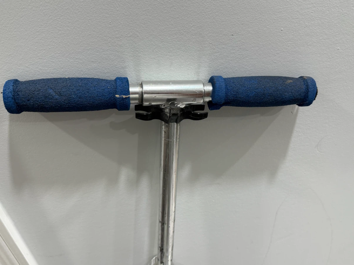 Micro Folding Kick Scooter with Suspension – Blue/Silver - photo 2