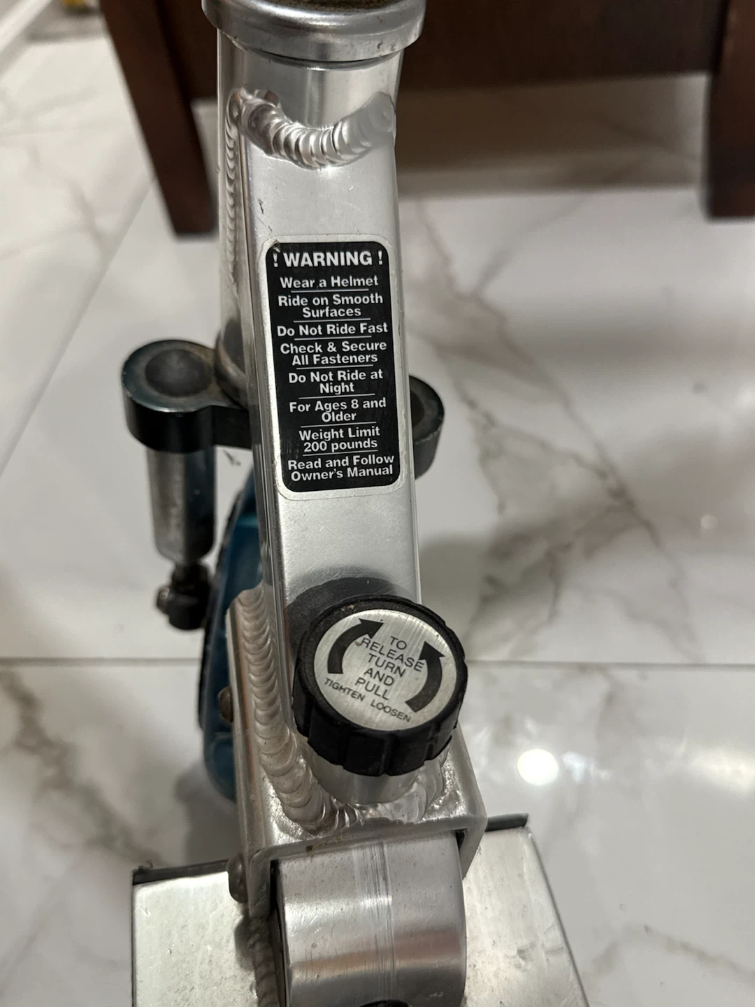 Micro Folding Kick Scooter with Suspension – Blue/Silver - photo 4