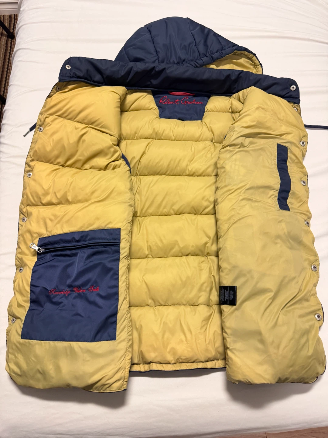 Robert Graham Puffer Vest - Medium Mens - photo 2