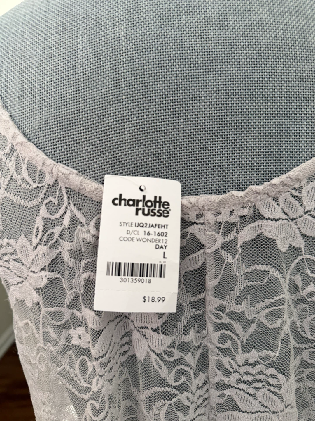Charlotte Russe Lace Tank Top with Rhinestones - Size L - photo 4