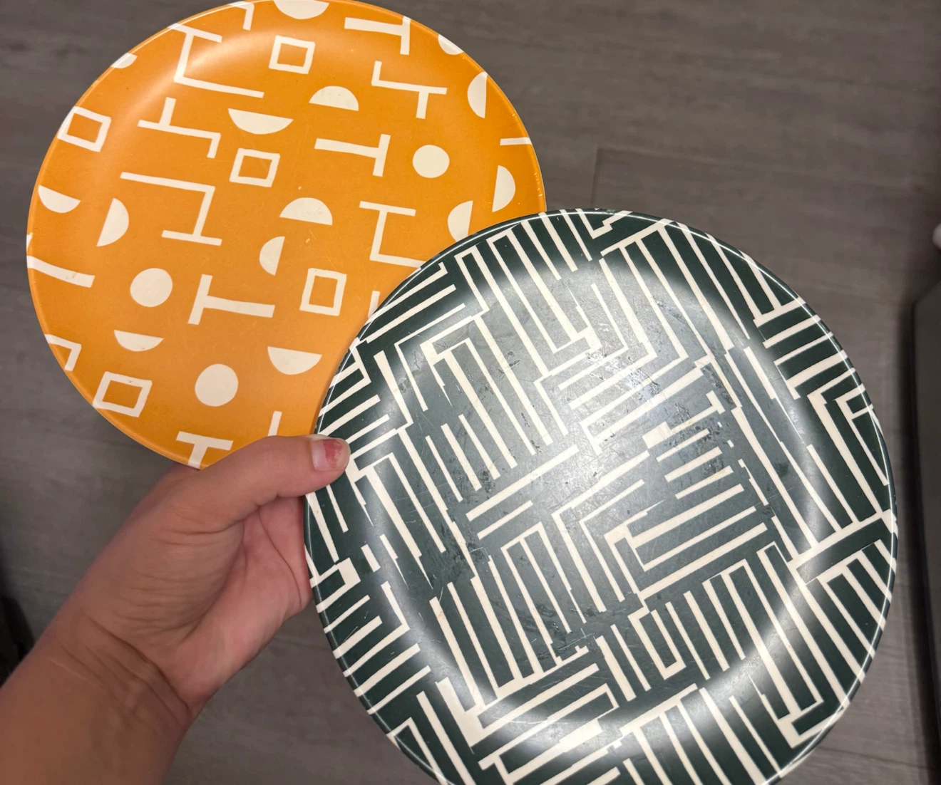Set of 2 Decorative Plates