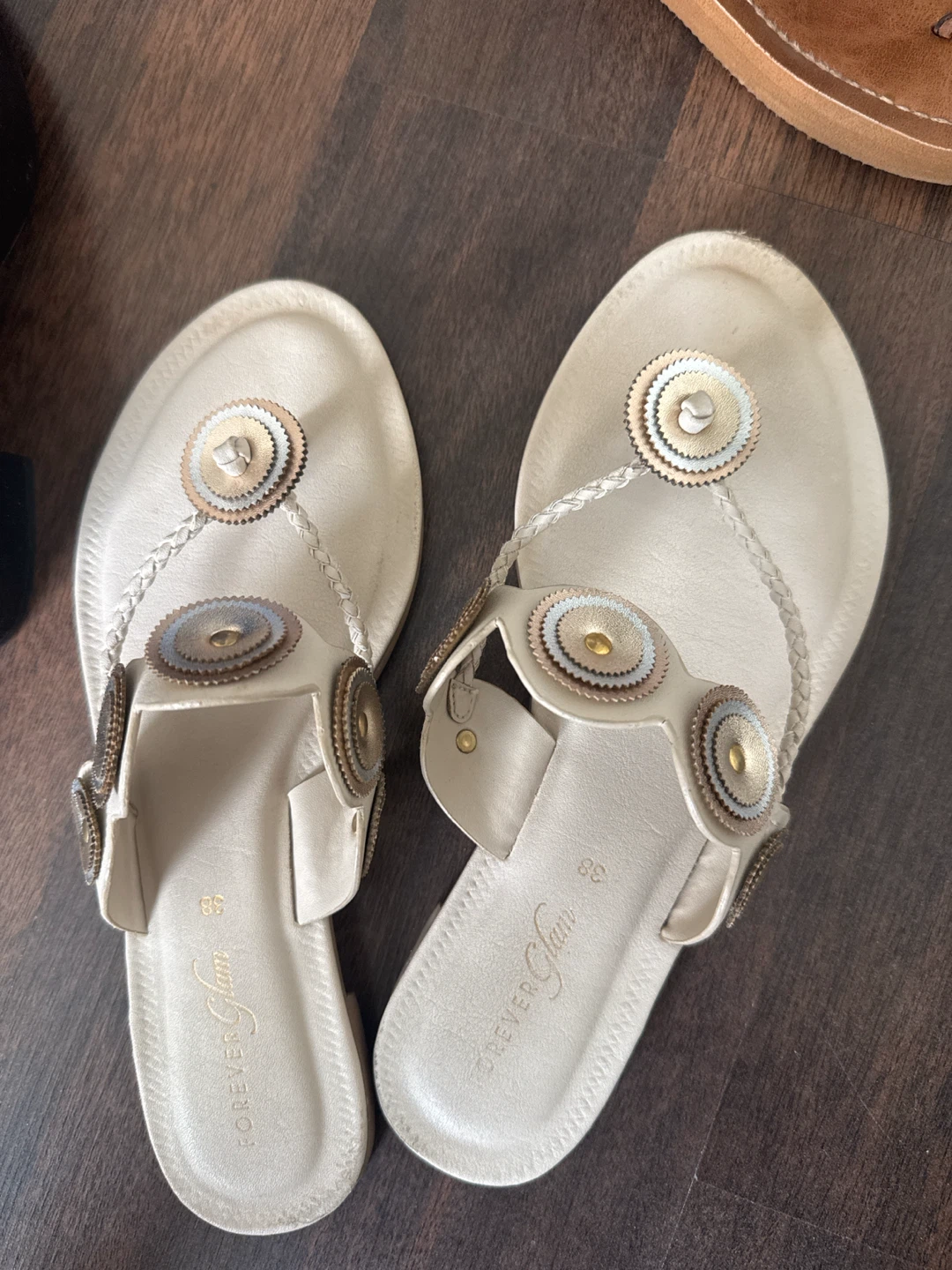 Forever Glam Cream Thong Sandals - photo 3
