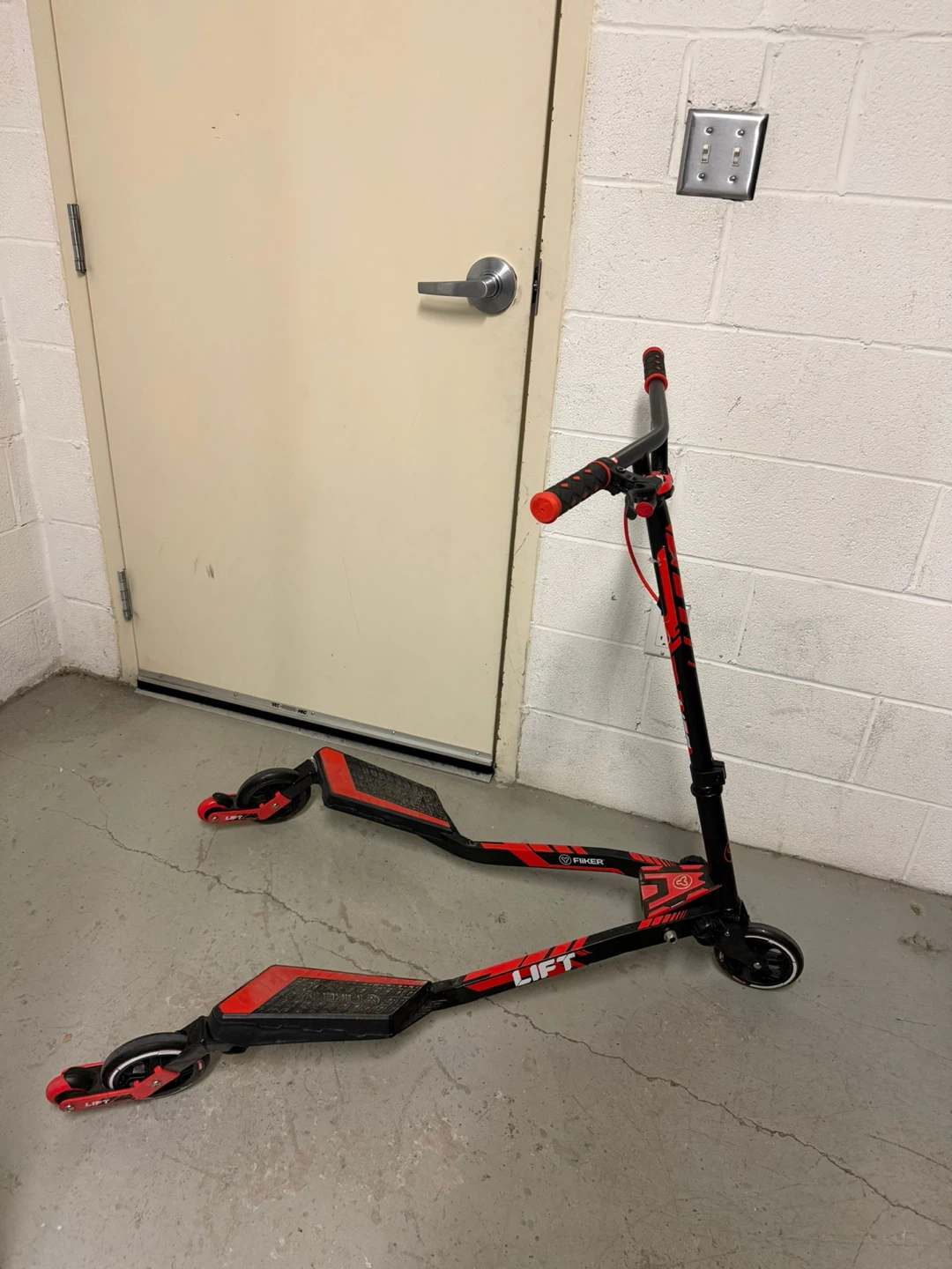 3-Wheel Scooter