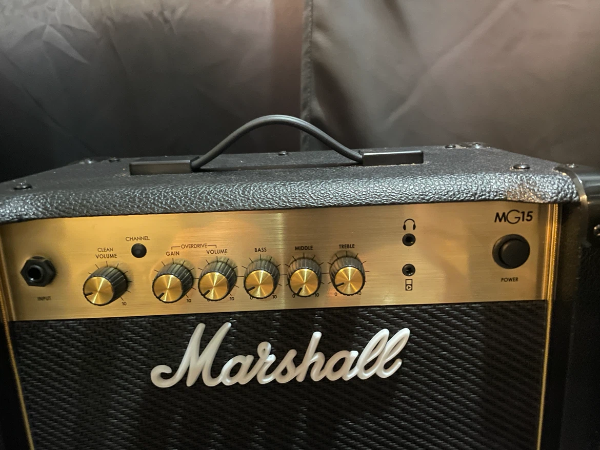 Marshall MG15 Guitar Amplifier - photo 2
