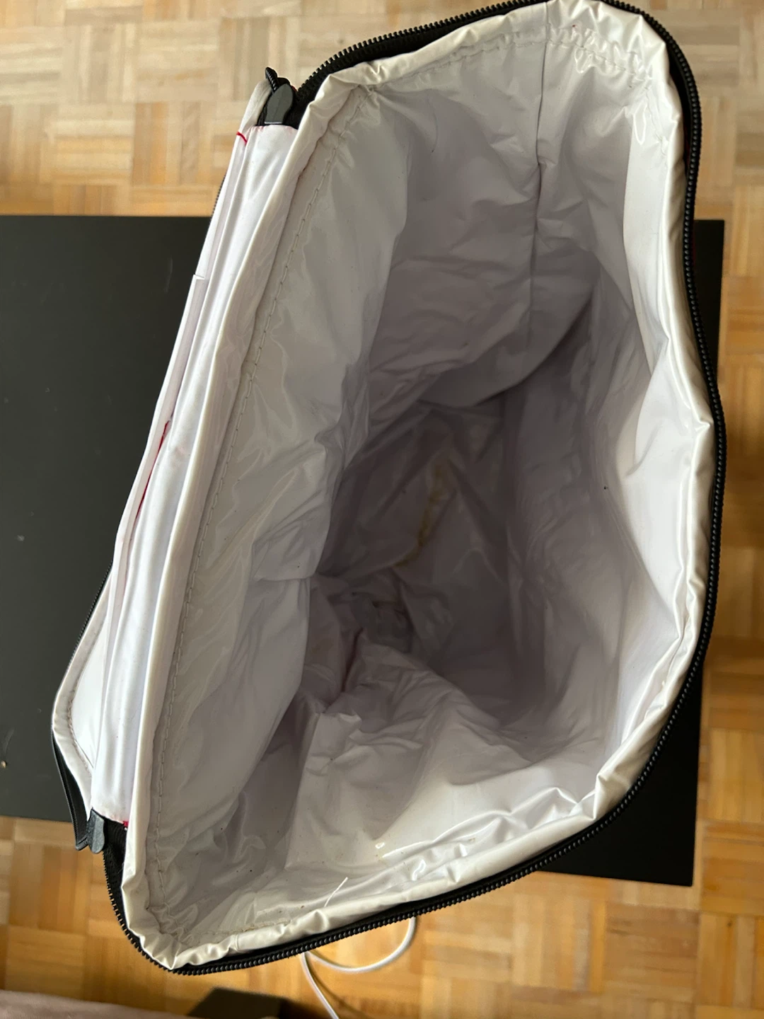 Molson Canadian 24 Cans Chiller Backpack Cooler Bag - photo 2