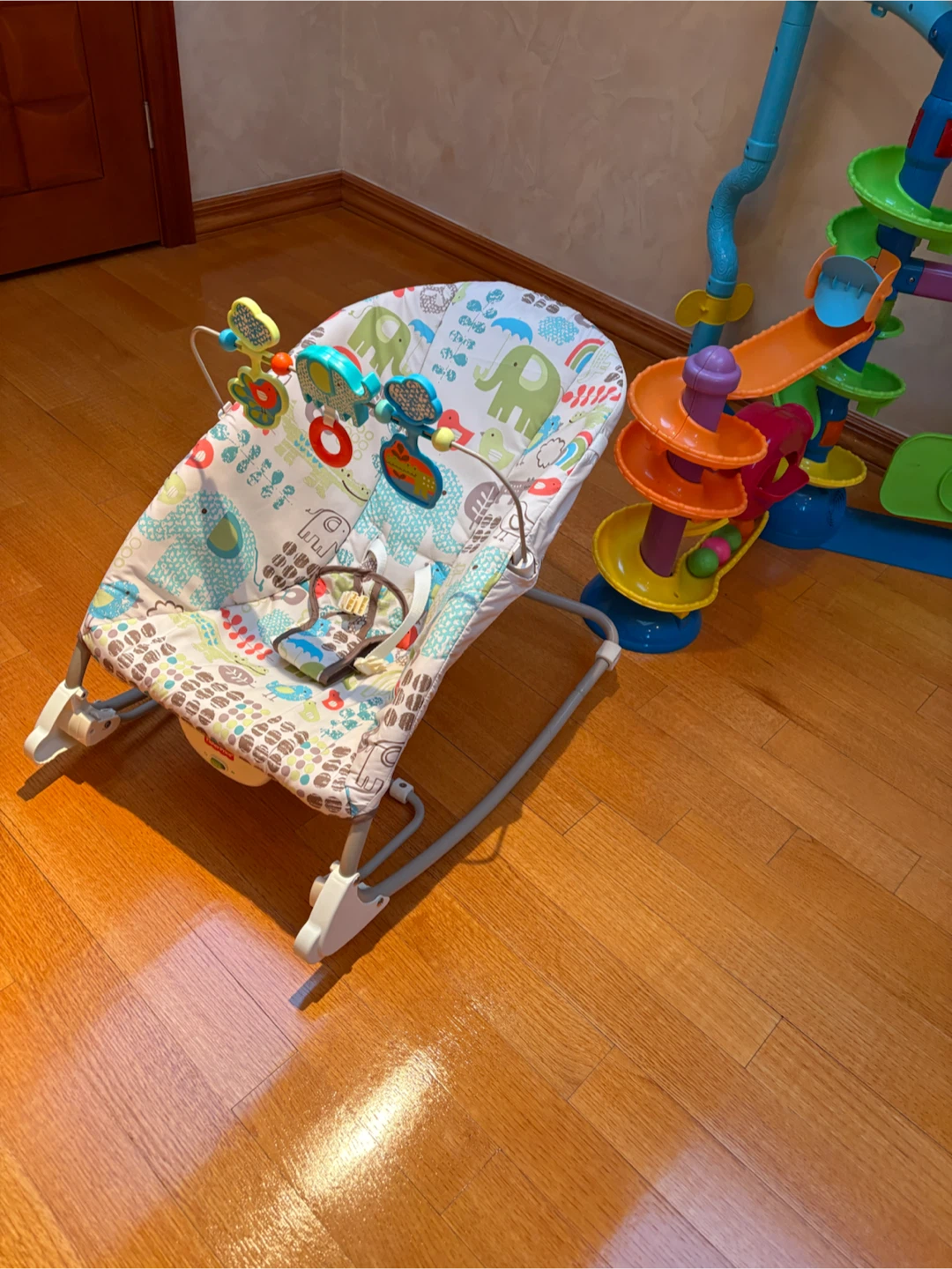 Fisher-Price Baby Bouncer Seat - photo 2