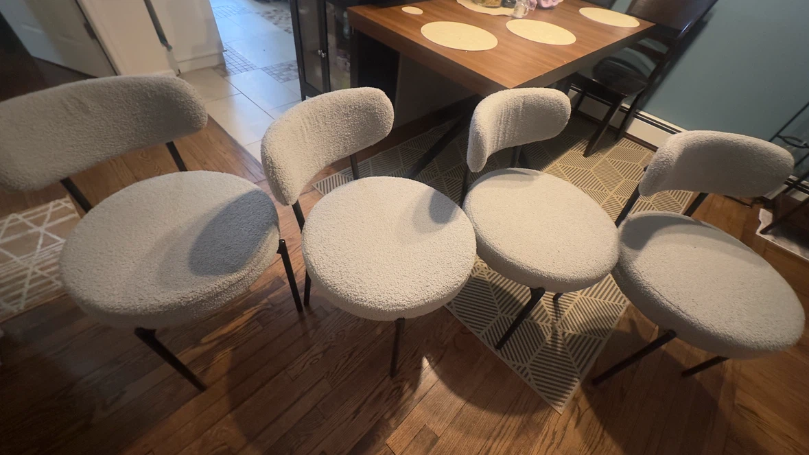 LIKE NEW Set of 4 light gray dinning chairs
