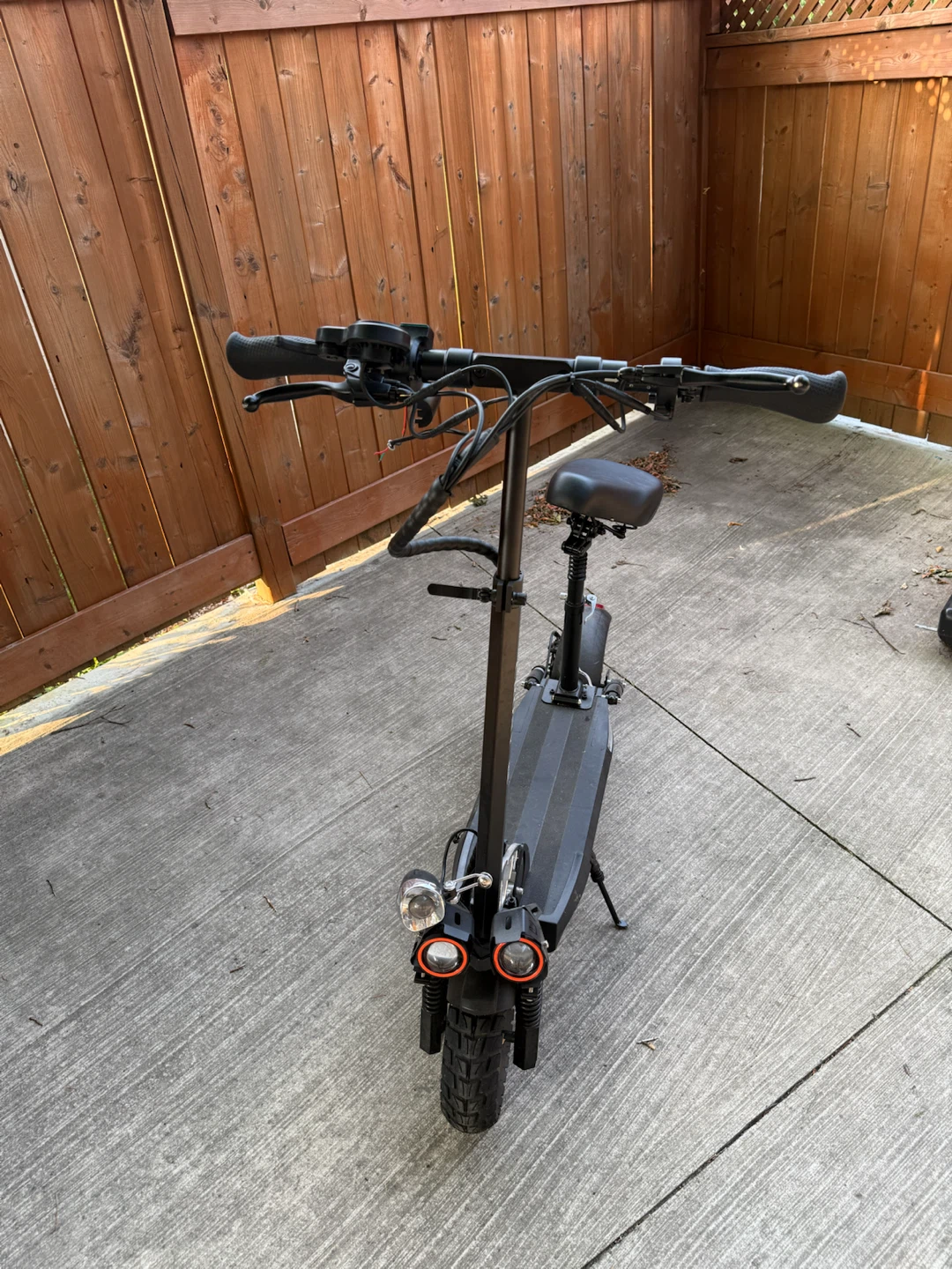 Electric scooter