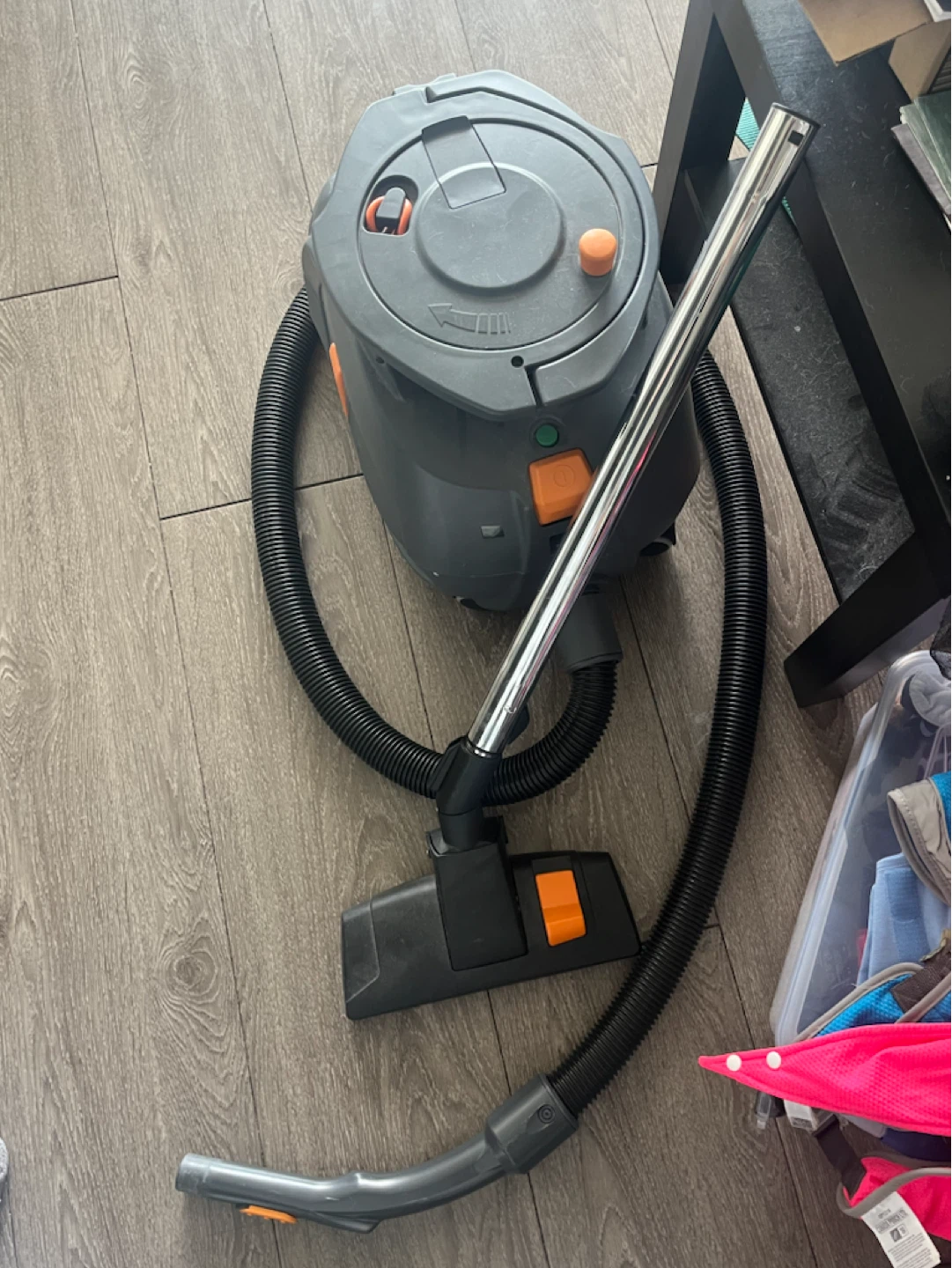 Taski Aero 8 Plus Canister Dry Vacuum - photo 3