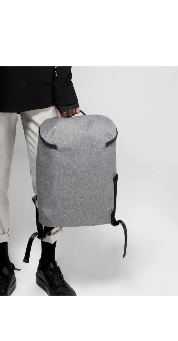 VENQUE Grey Backpack