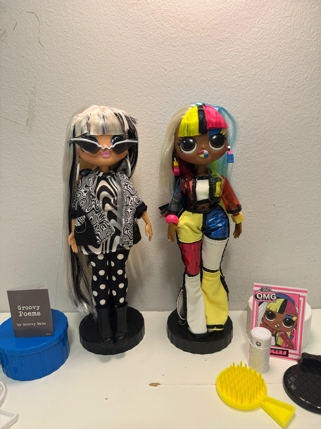 L.O.L Surprise O.M.G Dolls - Angles and Groovy Babe