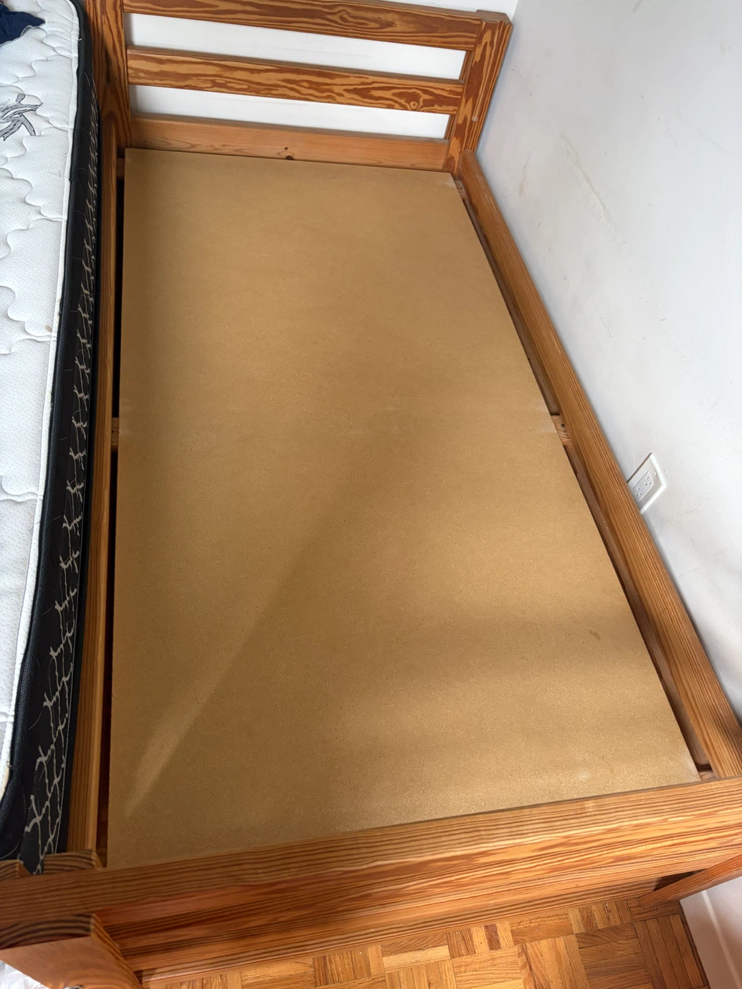 Wooden Twin Bed Frame with Mattress