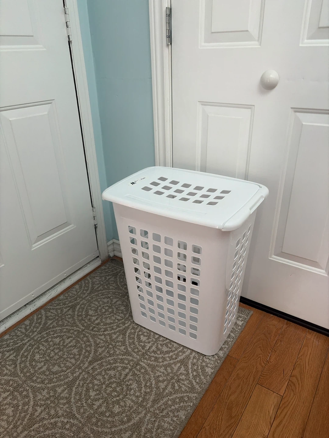 White Laundry Basket with Lid