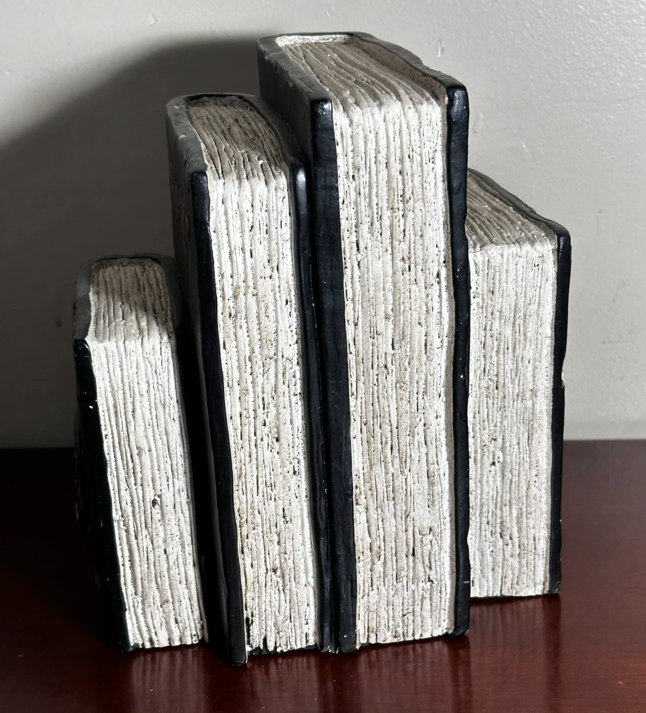 Halloween Decor - Spooky Books - Ceramic - photo 2