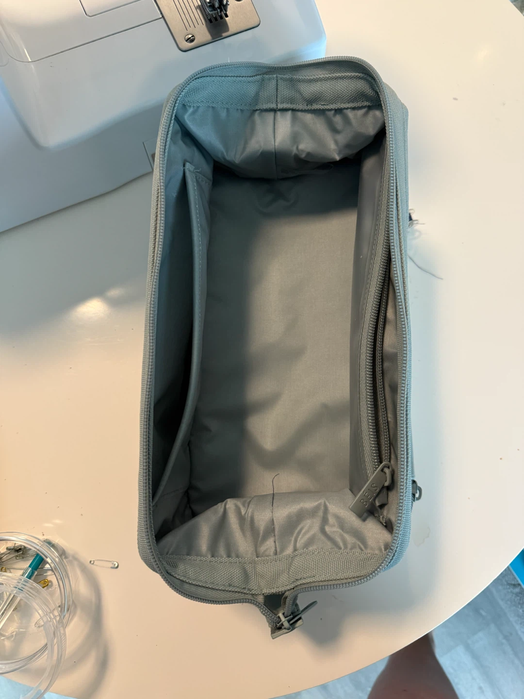 BÉIS Dopp Kit Toiletry Bag - photo 2