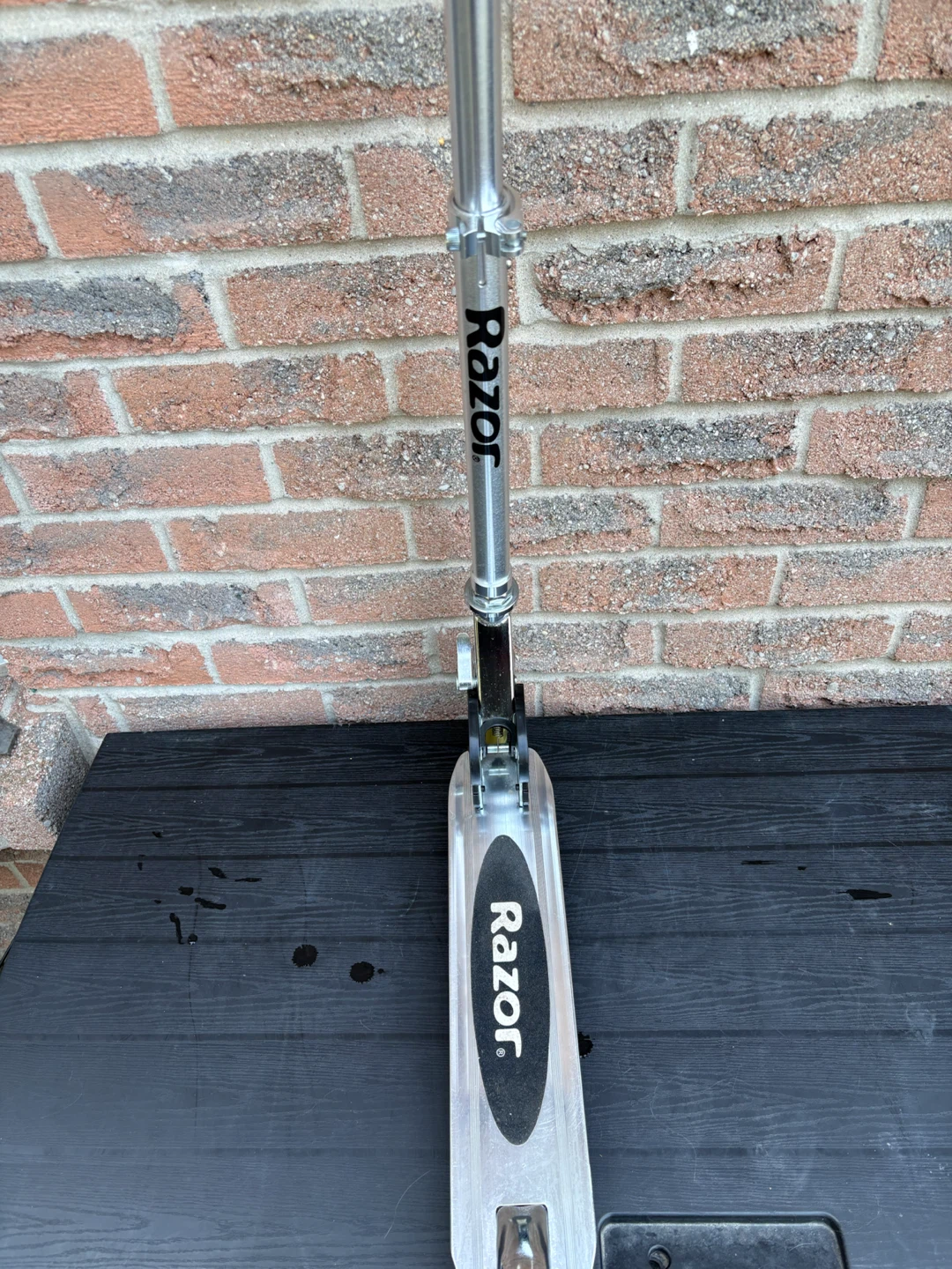 Razor Kick Scooter excellent condition - photo 2