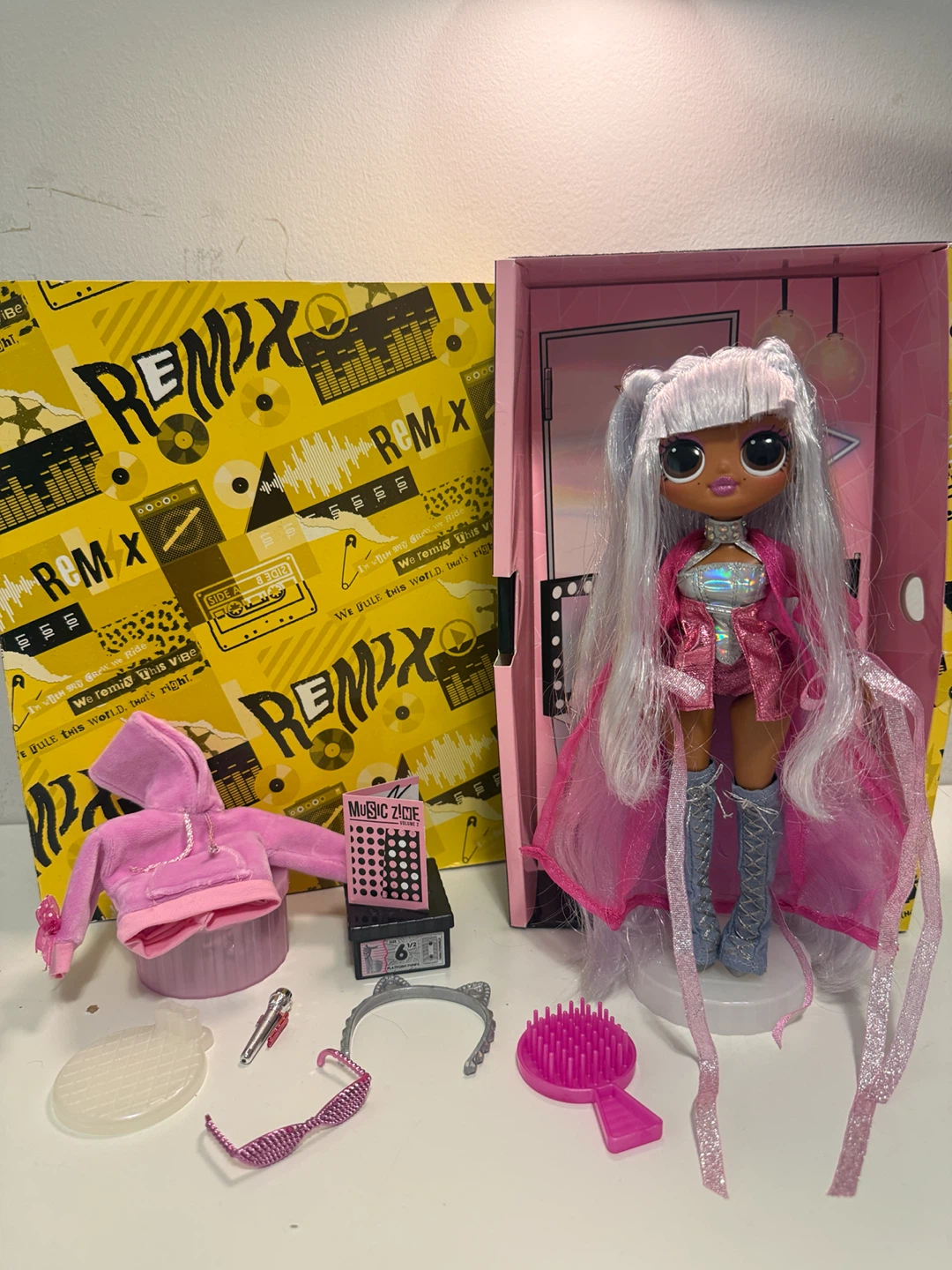 L.O.L Surprise O.M.G Doll - Kitty K