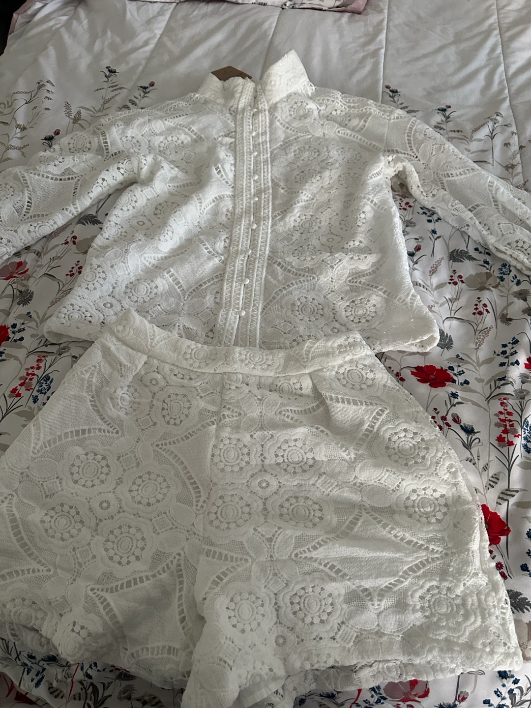 Utcoco White Lace Top & Shorts Set Size M - photo 5