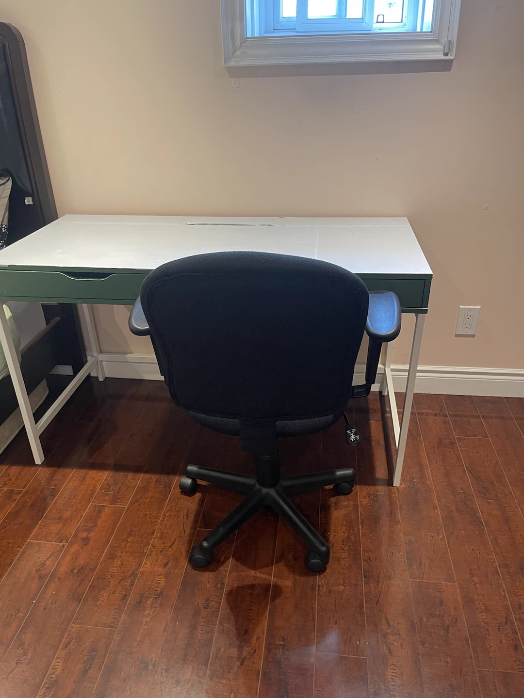 Furnished basement rooms for rent - photo 2