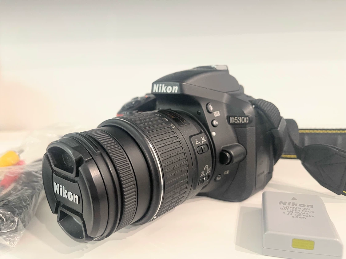 Nikon D5300 DSLR Camera with Lens - photo 2