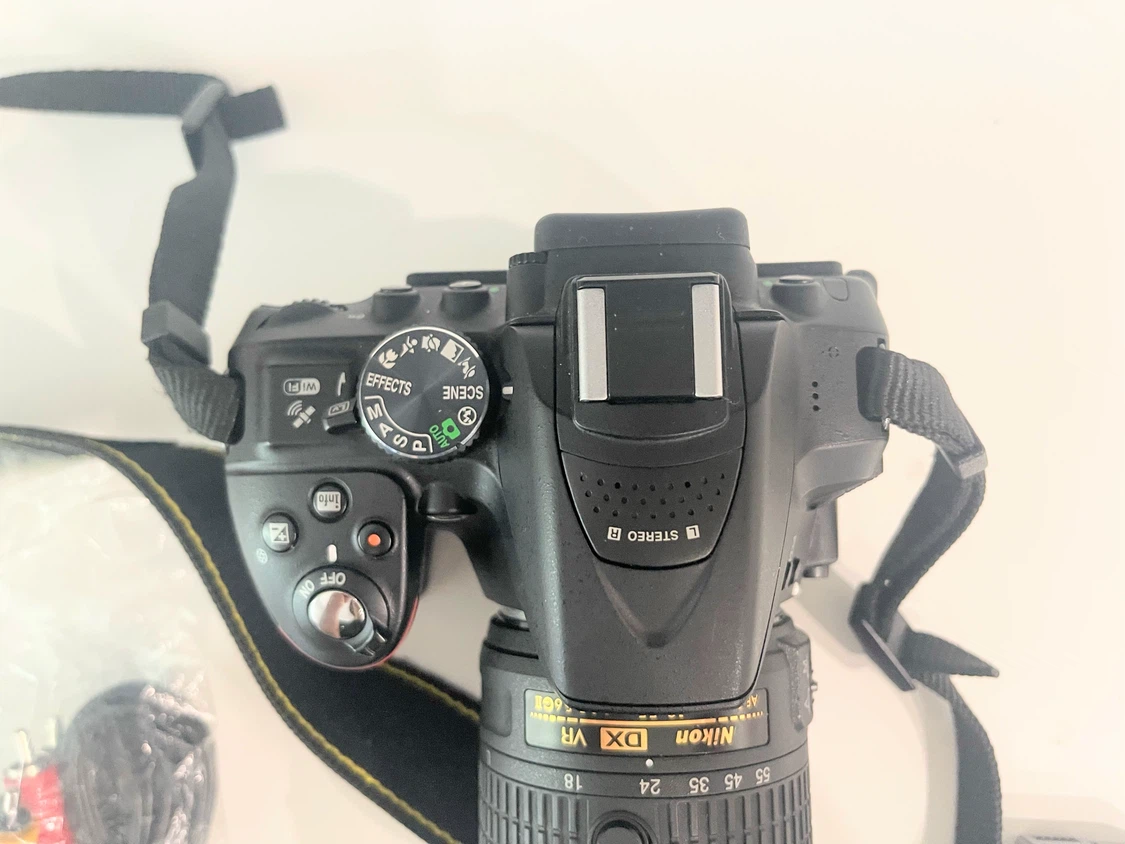 Nikon D5300 DSLR Camera with Lens - photo 4