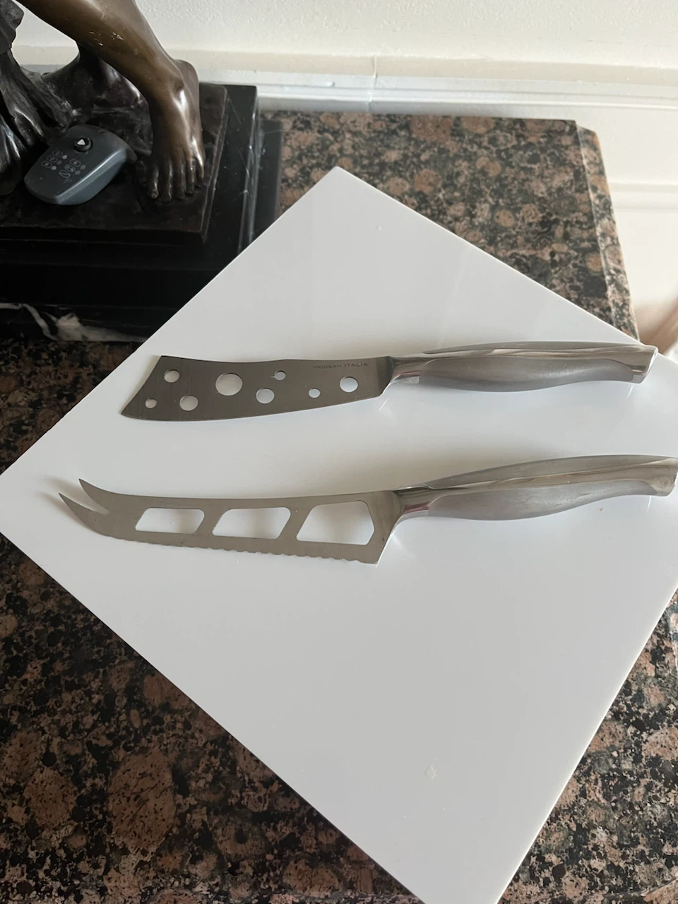 Set of 2 Cheese Knives