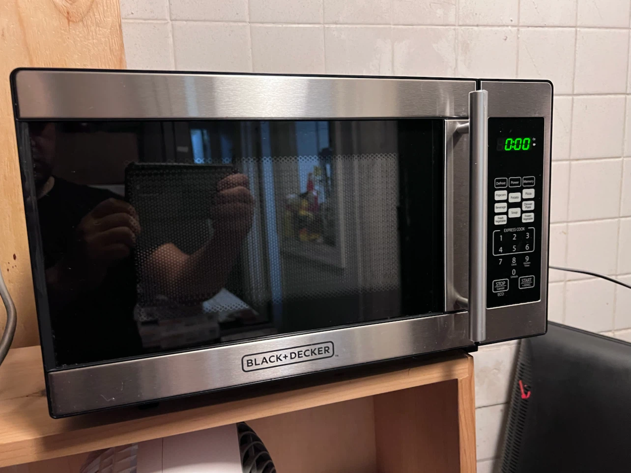 Black+Decker Stainless Steel Microwave