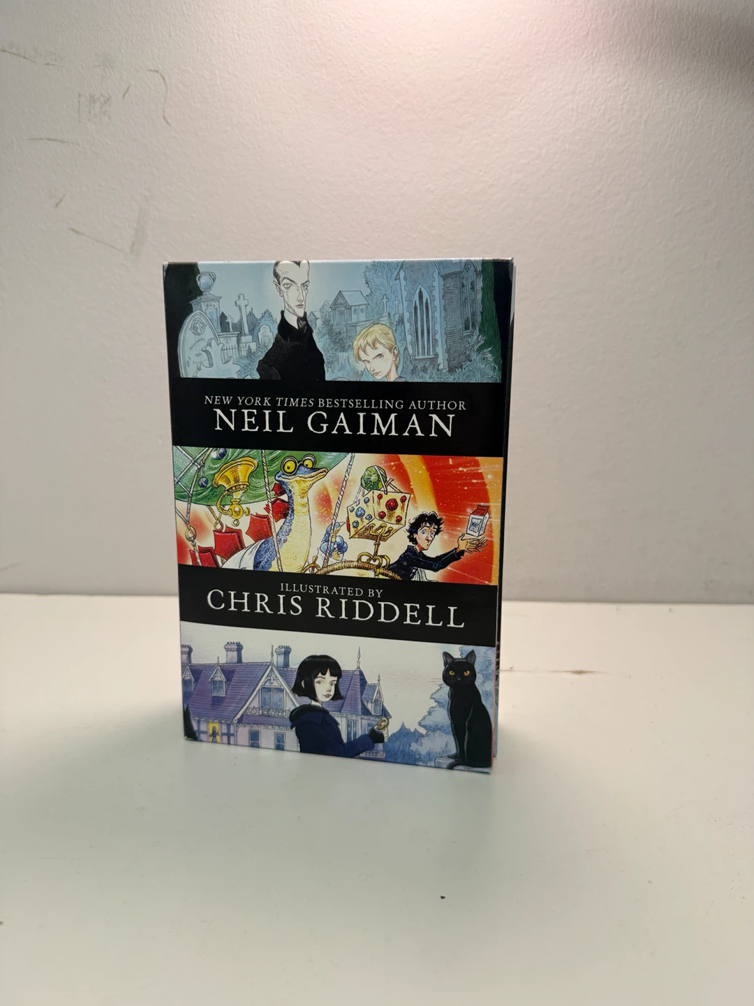 Neil Gaiman Exclusive Box Set Book Collection - photo 2