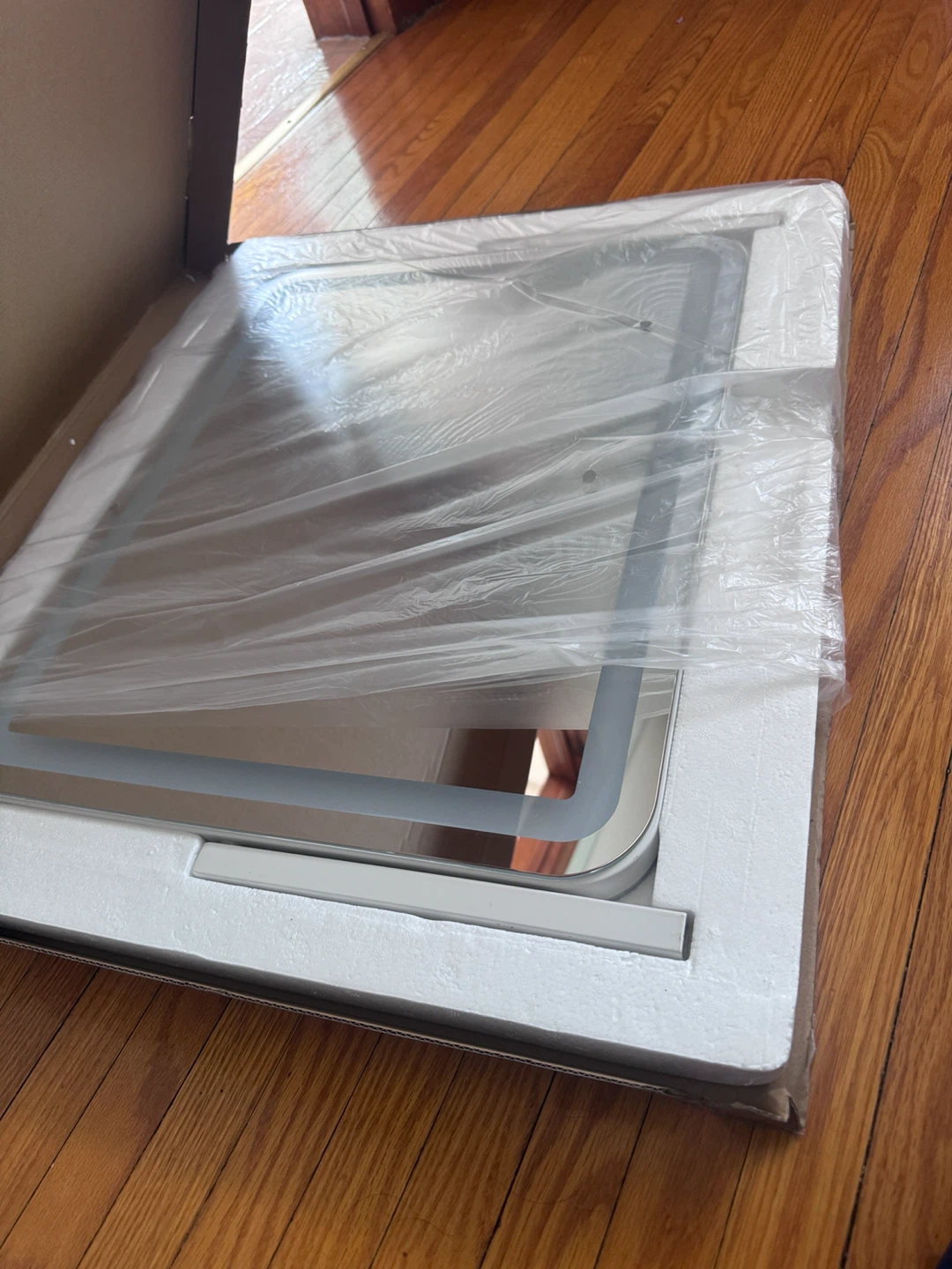 Moonee Large Vanity Mirror with Lights 32"x24" White - photo 3
