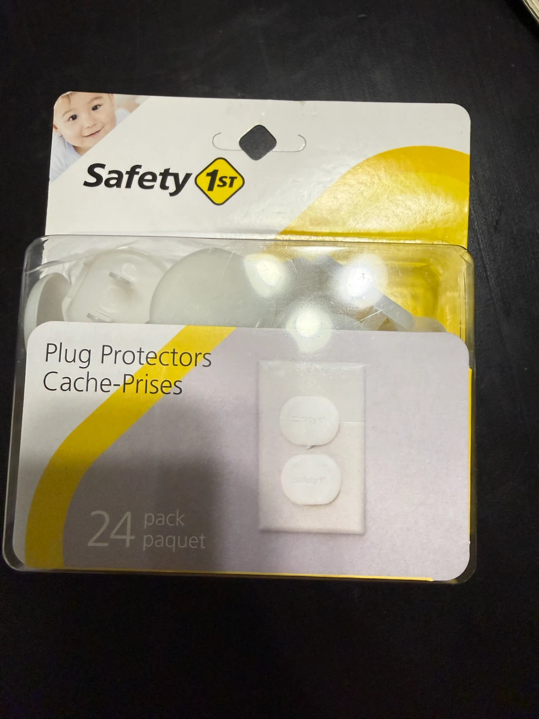 Safety 1st Plug Protectors - 24 Pack - Brand New
