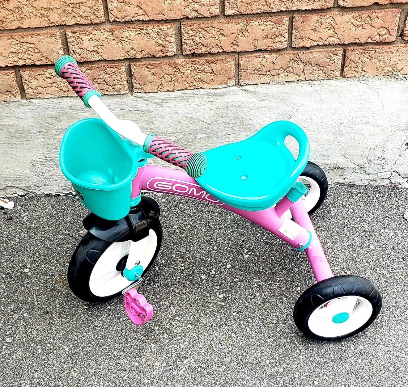 Gomo Pink and Teal Tricycle with Basket - photo 2
